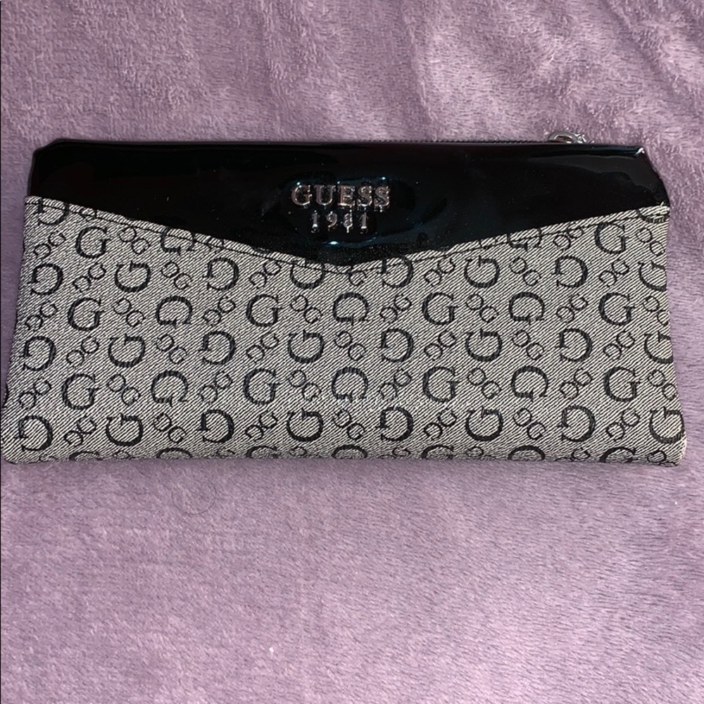 Guess Wallet
